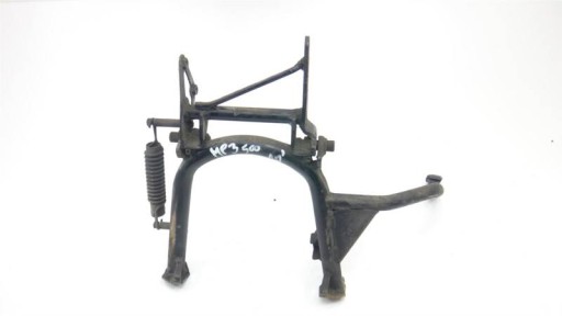 83R430DFE4 - MP3 500 LT НІЖКА ЦЕНТРАЛЬНА НІЖКА + ПРУЖИНА