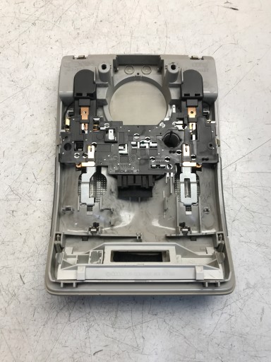 Feux phare Ciel de toit OSWIETLENIE AUDI A4 B6 8E0947135