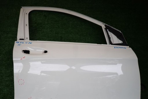 MERCEDES W246 246 B-KLASA 12- door right front front