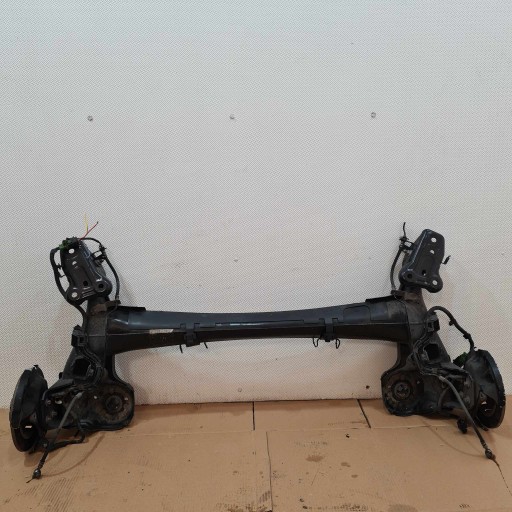 Opel corsa f 208 ii задня балка піввісь диск