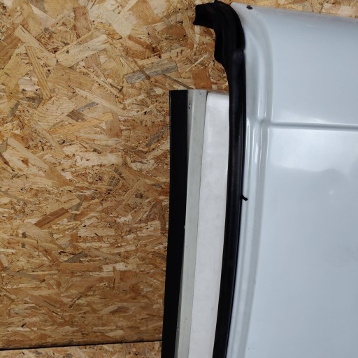 door rear. rear part side right Renault Kangoo II III lodowka