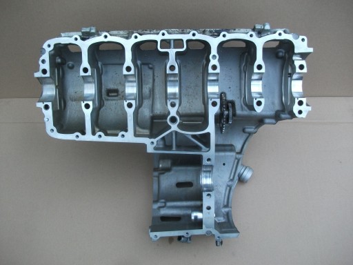 BMW K1600 GTL Картер блок двигателя