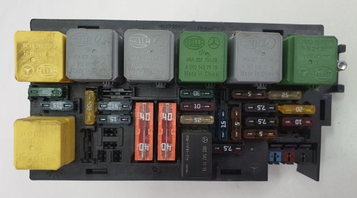 Блок запобіжників mercedes r w251 5.5 v8