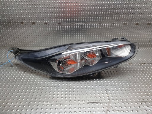 light REFLEKTOR right front C1BB-13W029-AJ FORD FIESTA MK7 LIFT CIEMNA