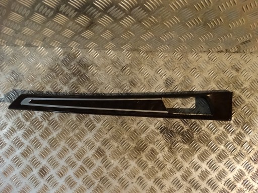 ДЕКОРАТИВНА ПАНКА ДВЕРІ ЗАДНЯ ПРАВА PANAMERA 971 1