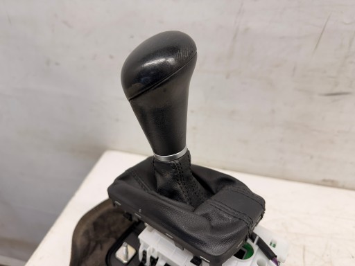 Audi A5 8T Leva del cambio Meccanismo leva cambio ingranaggi 8K1713041H