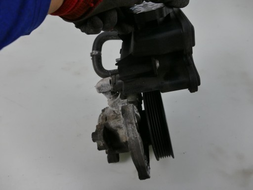 MERCEDES CLK W209 C209 SLK Moteur 3.5 272 Pompe direction assistée 0054661601