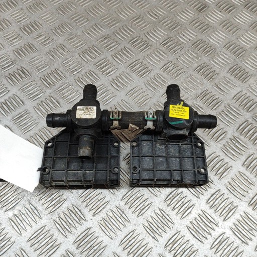 106422500C - Подогреватель охлаждающей жидкости tesla модель x 2016