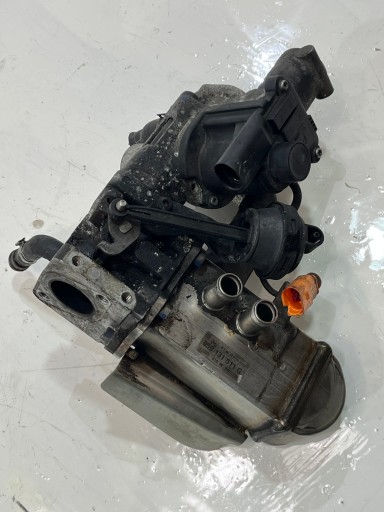 CHLADIACI VENTIL EGR AUDI A5 8T 3.0 TDI CAP 059131511G KOMPLET