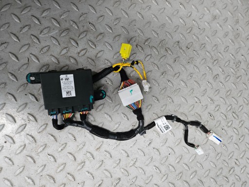 16010087A - Hyundai i30 iii 2017> модуль сидіння 88554-g4000 контролер