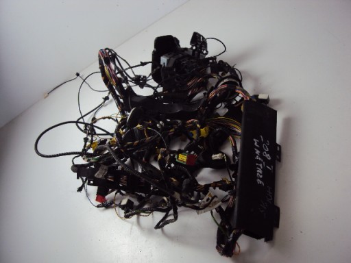 УСТАНОВКА САЛОНА PEUGEOT 208 И FL 15-