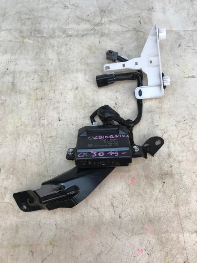 PAF118561 - Mazda CX30 19-модуль паливного бака США