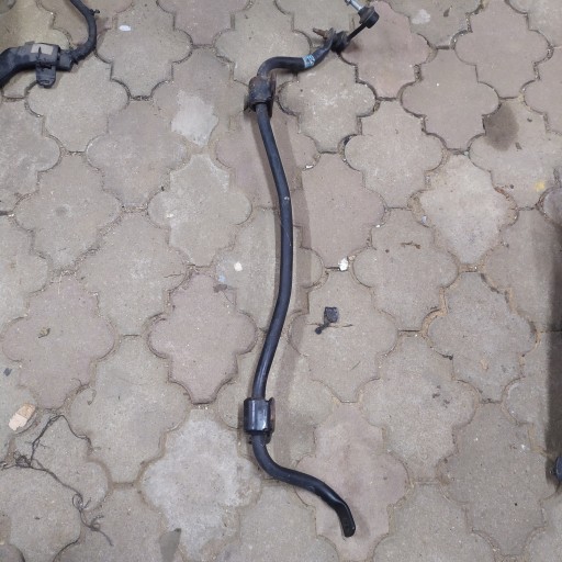 68253186AA - Dodge Durango задний стабилизатор