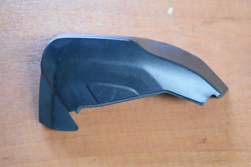 IDEALNA Blende Abdeckung rechts heck PORSCHE 1