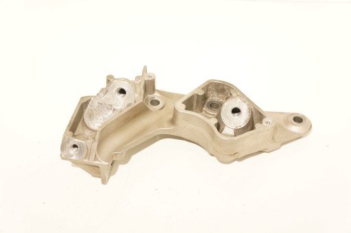 B420T2 - Кронштейн для VOLVO S60 III 2,0 B5 B42 31460910