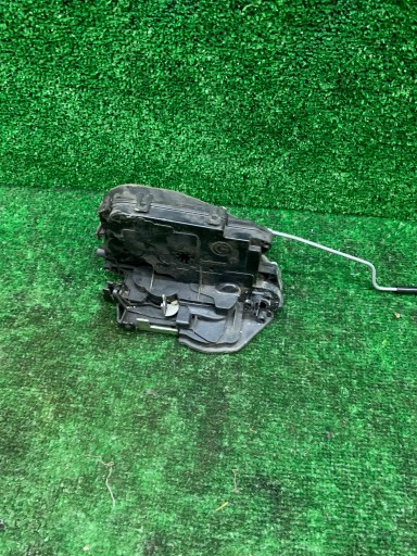 BMW E70 X5 F10 F25 lock door left rear part 7202147