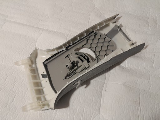 AUDI A4 B9 cover side SLUPKA 8W0867244E