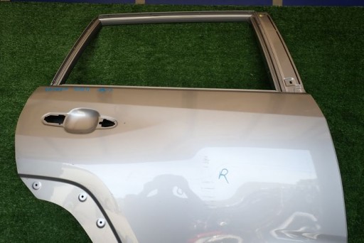 TOYOTA RAV4 19- door right rear. rear part