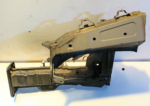 ЧЕТВЕРТЬ ПЕРЕДНЯ ЛІВА OPEL CORSA D