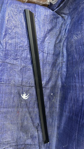 KIA X CEED XCEED 2018-МОЛДИНГ ПЕРЕДНЕЙ ПРАВОЙ ДВЕРИ