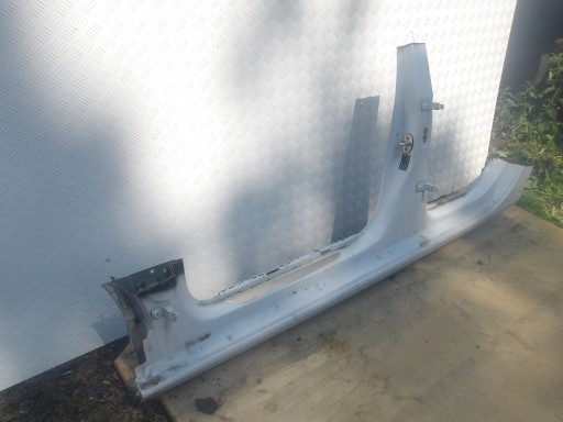 SEAT LEON III 12-20 5D HB threshold ZE SLUPKIEM left long BOK original OE