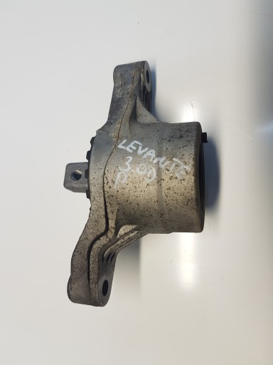 MASERATI LEVANTE ПОДУШКА ДВИГАТЕЛЯ 0670036280