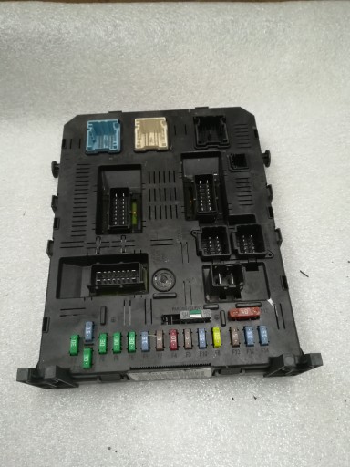 Citroen C4 модуль драйвера BSI 9660105680