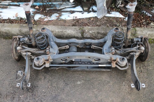 Ось подвески задняя ось задней mercedes a-class w176 2012-2015