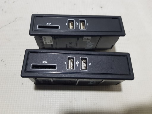 card reader SD USB MERCEDES W205 A2058200526