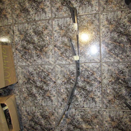 WR880290 - ВАЖІЛЬ СКЛООЧИСНИКА RENAULT ZOE