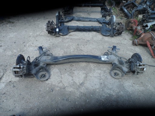 C5 - Підвісна вісь задня балка вісь пежо 308