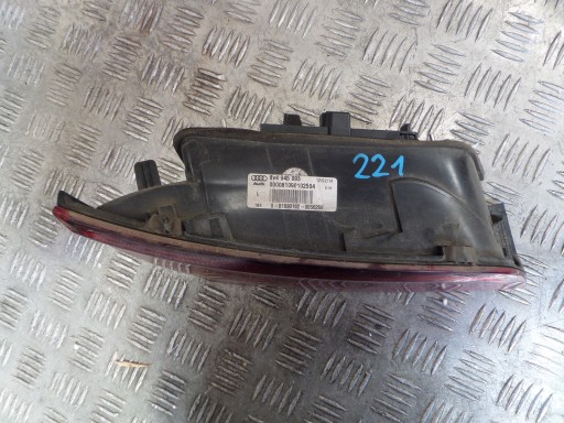 Audi OE 8V4945093 Licht hinten links