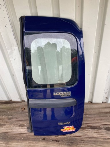 DACIA LOGAN and MCV complete door right rear part rear. SKRZYDLO