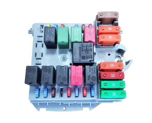 Блок предохранителей fiat oe 1339773080 fiat ducato