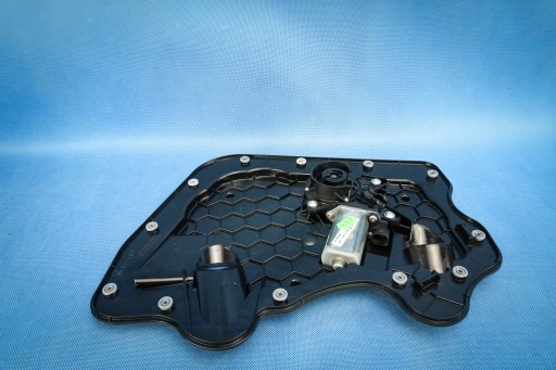 engine dociagu door Audi A6 A7 A8 S8 4H 4F0837059