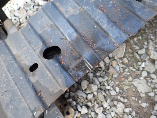 výstuha nárazníka predok MAZDA 3 BK 2003-2009