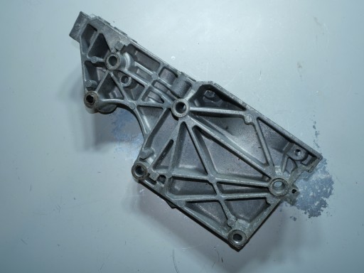 stütze lichtmaschine VW JETTA GOLF V 038903143AF