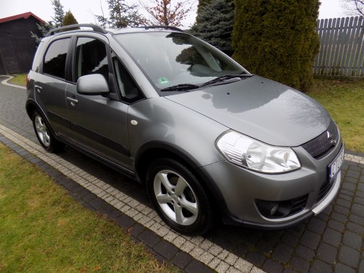 Suzuki SX4 I Hatchback 1.6 i 16V VVT 107KM 2007