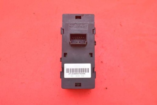 Interrupteur Lève vitre Vitres Droite Avant 04602742AA JEEP GRAND CHEROKEE 3 WK