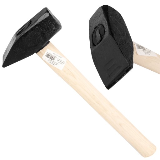 RICHMANN молоток 0.7 кг деревянная ручка RU C2432