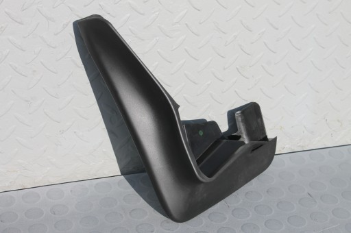 БРИЗГОВИКИ ПЕРЕДНІЙ ЛІВИЙ OUTLANDER II 06-12