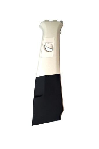 VW TOUAREG НАКЛАДКА СТІЙКИ 7P6867240AJ