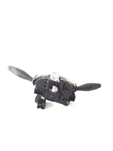 steering wheel levers and controls FORD FOCUS