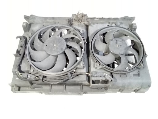 C8 807 Phedra stěna chladičů ventylátory 1484092080