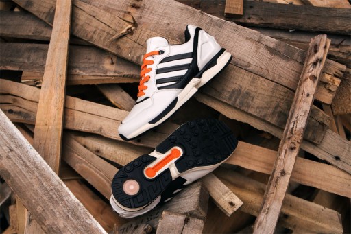 かず〜 ADIDAS ZX 1K BOOST SEASONALITY GZ3545 R. 43 1/3 – 180384180