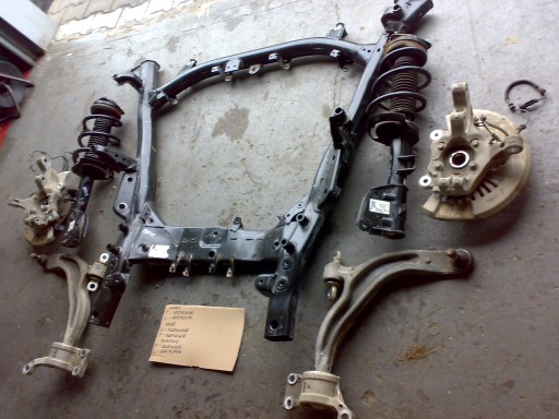 68188235AF, 68188235AF - Chrysler pacifica 2016 - салазки, скамейка, траверса, передняя балка