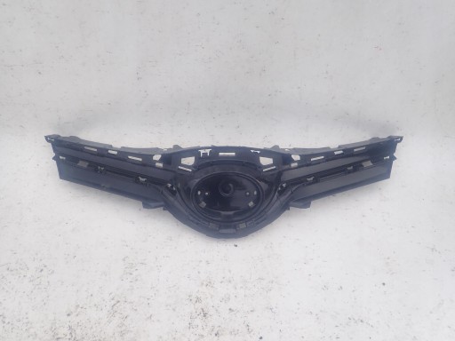 TOYOTA YARIS III LIFT 14-17 Grill Grill