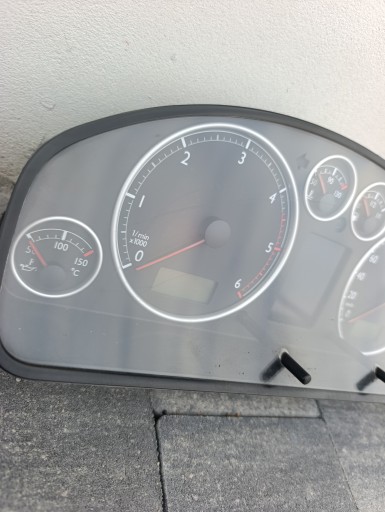 kilometar sat brzinomjer VW T5 Multivan highline dodatno brzinomjer