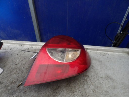 Renault Clio III light rear right 8200828851