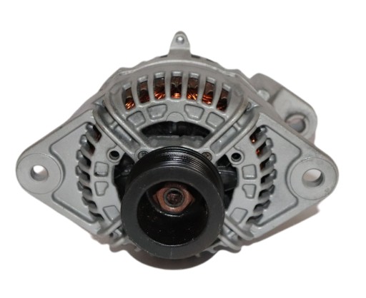 0 124 - Генератор bosch 24v 80a renault volvo 0124555009 0124555017